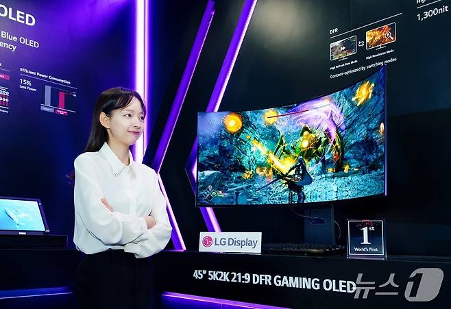LG디스플레이가 미국 새너제이에서 열리는 '디스플레이 위크 2025'(SID 2025)에서 선보인 게이밍 OLED(LG디스플레이 제공)