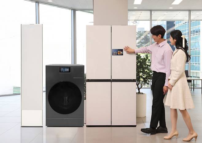 삼성전자 'AI 가전 3대장'인 에어컨∙냉장고∙세탁기 제품 이미지(삼성전자 제공). ⓒ 뉴스1