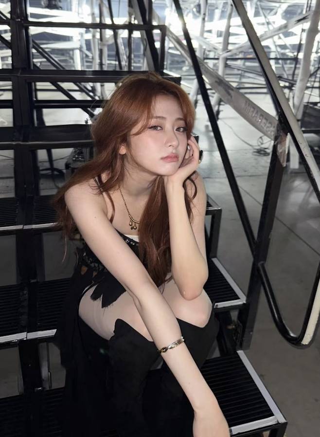 르세라핌 허윤진 인스타그램.