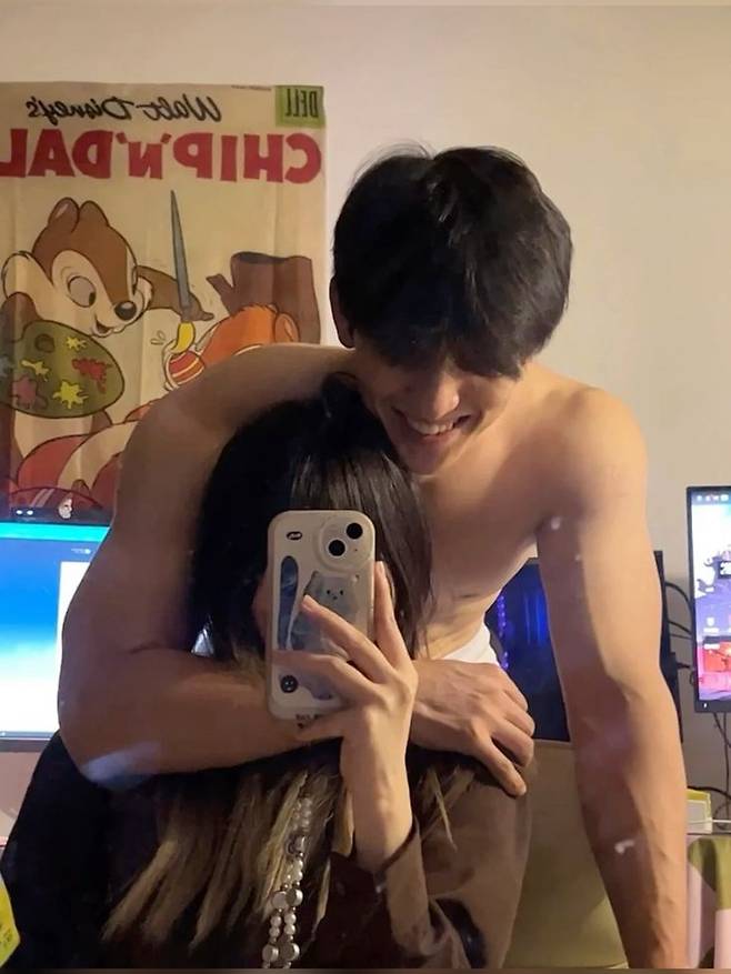 1000005169.jpg 요즘 시국에 커플들이 ㄹㅇ비상인 이유ㅋㅋ