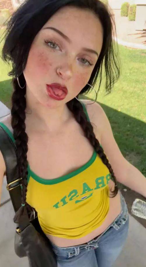 레나 오루크(19)는 틱톡에서 유행하는 챌린지를 시도하다가 뇌사 상태에 빠져 사망했다./사진=피플