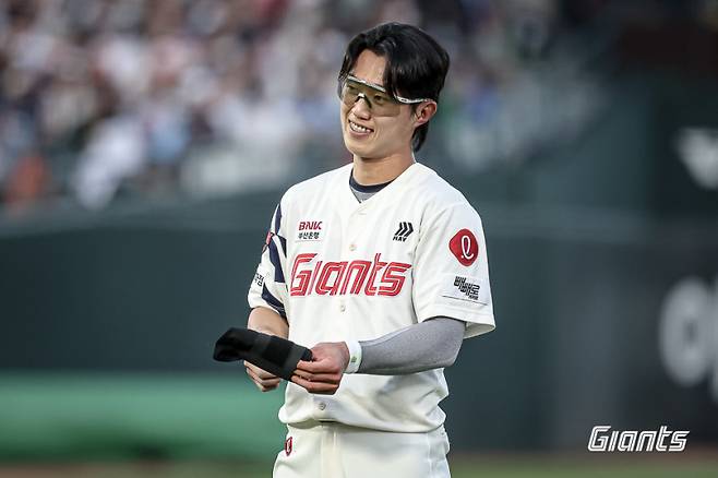 9일 발표된 드림 올스타 유격수 부문 1차 중간 집계 1위를 지키고 있는 롯데 전민재. 사진=롯데 자이언츠