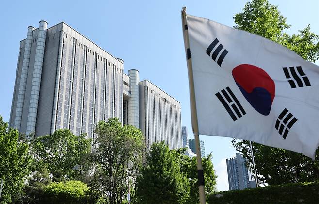 The Seoul High Court in Seocho District, southern Seoul, on May 2. [NEWS1]