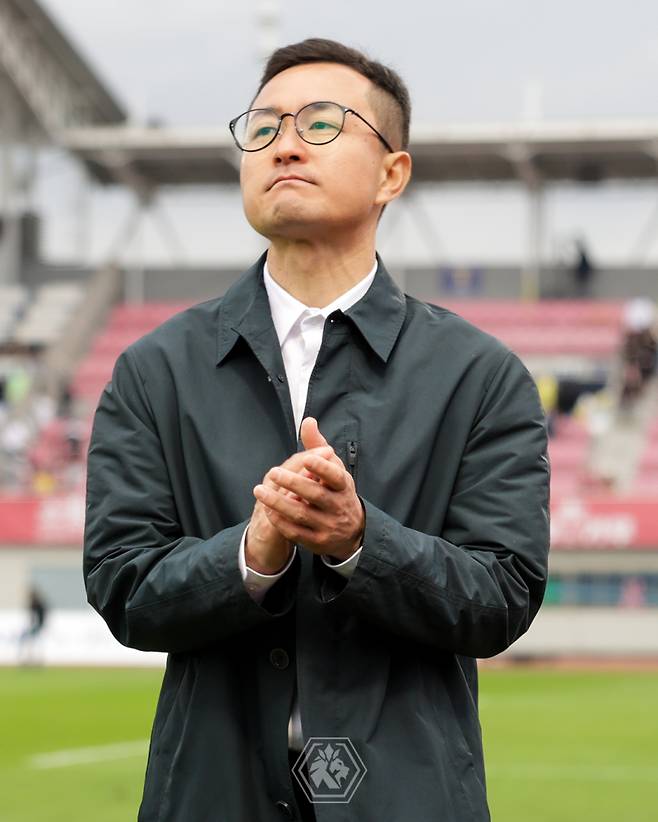 권오규 감독이 10일 자진 사임했다. 충북청주FC 제공