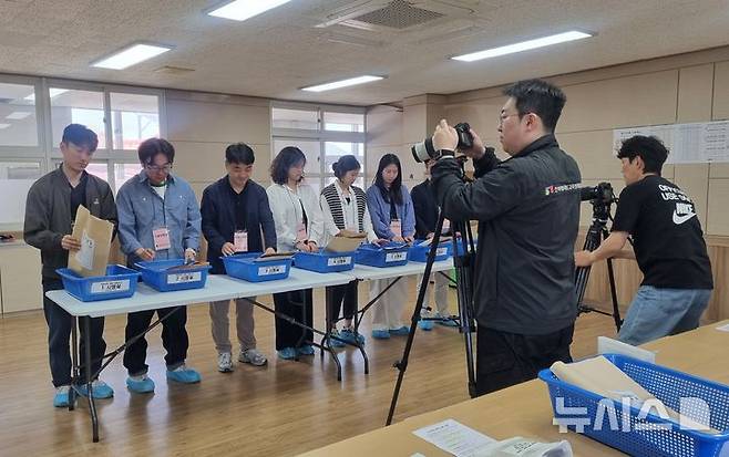 [전주=뉴시스]윤난슬 기자 = 임용시험 교육영상. (사진=전북교육청 제공) photo@newsis.com