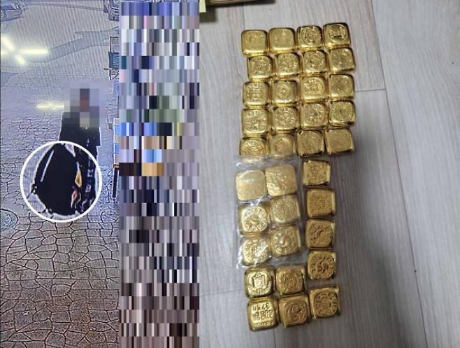 세무당국이 고액상습체납자 A씨 실거주지를 수색해 평소 들고 다니던 등산배낭을 열자 금괴가 발견됐다. 국세청 제공