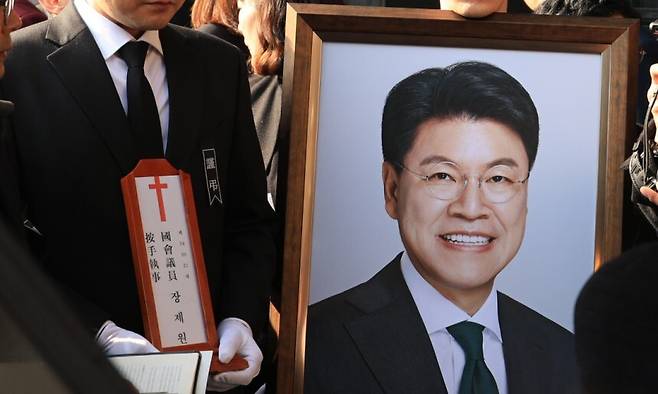 고(故)장제원 전 국회의원의 발인식이 지난4월4일 오전 부산 해운대구 해운대백병원 장례식장에서 열리고 있다. 부산=연합뉴스