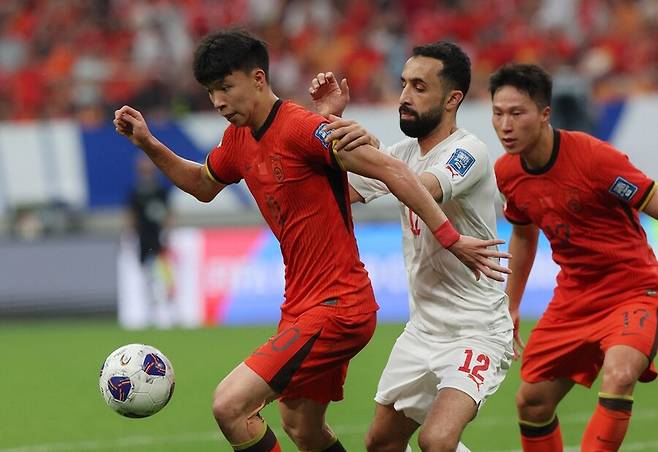 ▲ 10일 바레인과의 최종전은 의미 없는 승부가 됐다. 5위 바레인(6점)도 3위 사우디아라비아(13점)에 0-2로 패하며 5위로 미끄러졌고 플레이오프 진출 실패가 확정됐다. 누가 꼴찌를 면하느냐의 맞대결만 됐다. ⓒ 연합뉴스/REUTERS