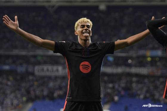 라민 야말의 골 세리머니. /AFPBBNews=뉴스1