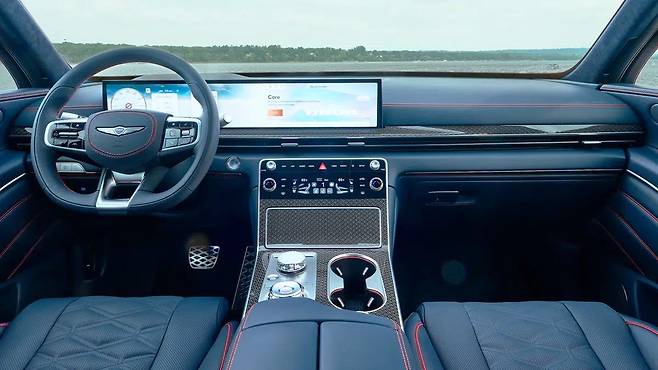 제네시스 GV80 쿠페 실내