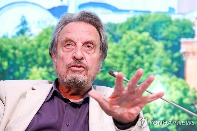 모스크바를 방문한 일론 머스크의 아버지 에롤 머스크 [타스 연합뉴스. 재판매 및 DB 금지]