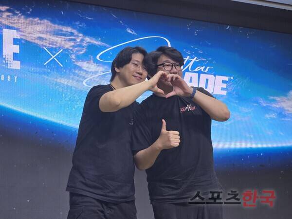 김형태 시프트업 대표(왼쪽)와 유형석 시프트업 디렉터. ⓒ조민욱 기자