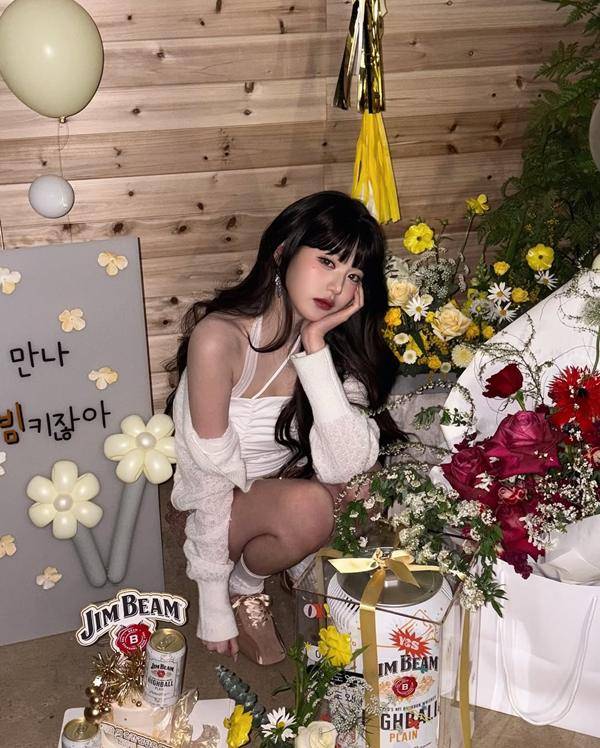 ⓒ장원영 SNS