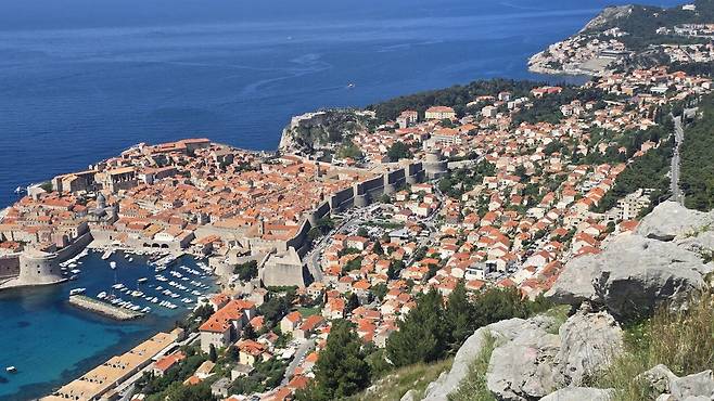 20250502_105653.jpg 꽃보다누나, 왕좌의 게임 그리고 모드리치의 나라