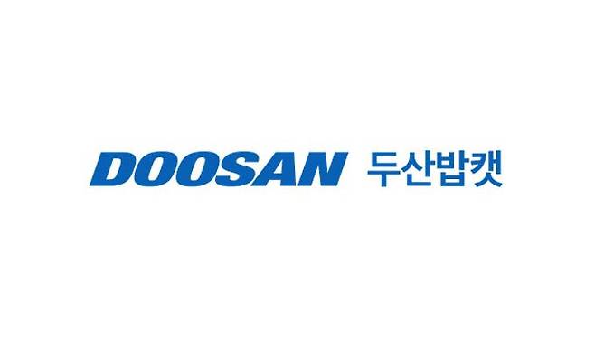 두산밥캣 로고