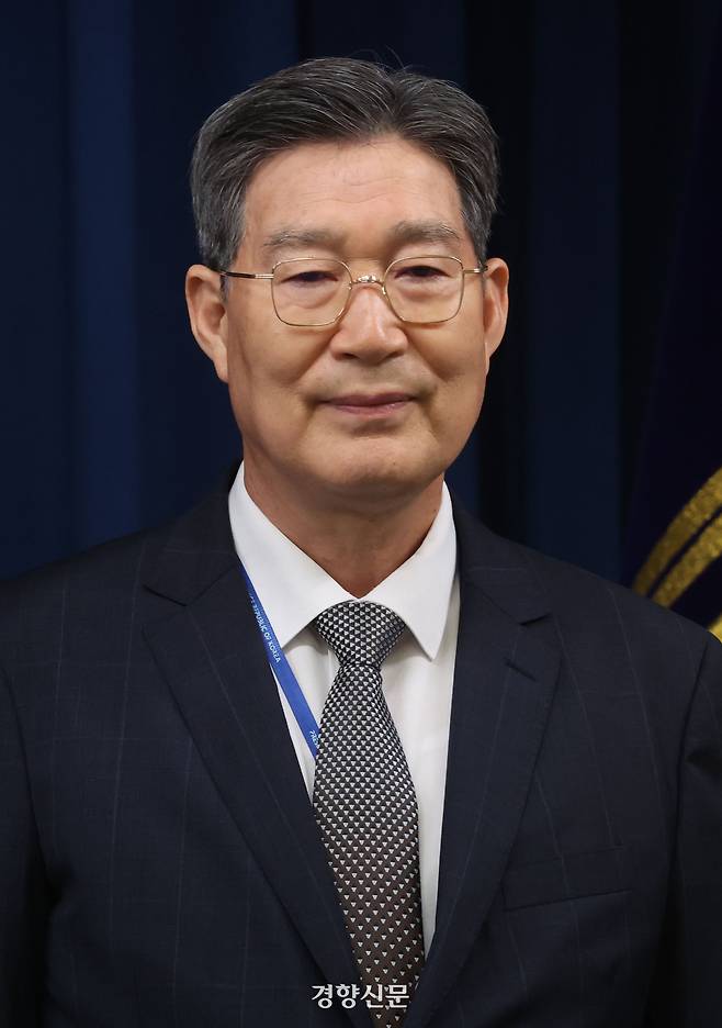 오광수 대통령실 민정수석이 지난 8일 용산 대통령실에서 진행된 인선 브리핑에 참석하고 있다. 대통령실사진기자단