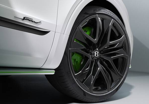 벤틀리 더 뉴 벤테이가 스피드