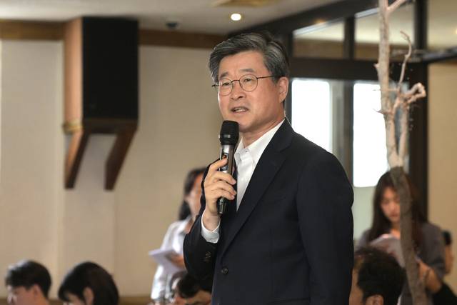 김길성 서울 중구청장이 간담회에서 발언하고 있다.중구청 제공