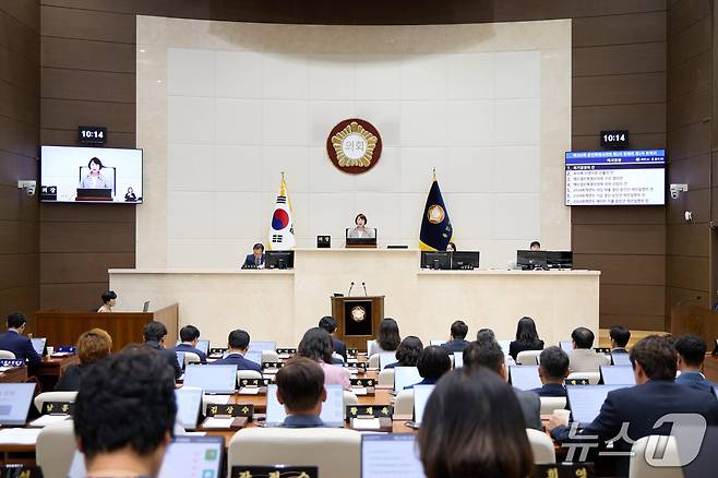 12일 개회한 용인시의회 제 293회 제 1차 정례회 본회의 모습.(시의회 제공)