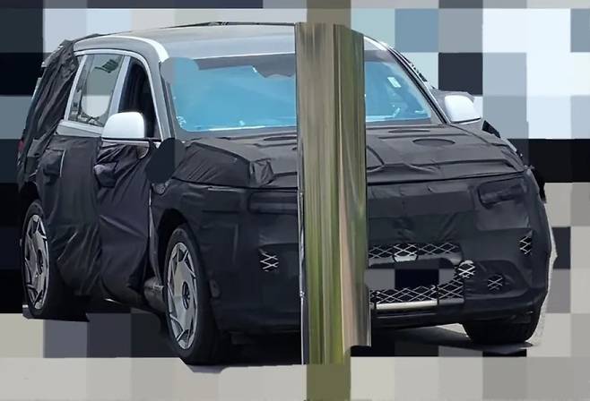 사진 : 제네시스 GV90 테스트카 (출처=오토스파이넷)