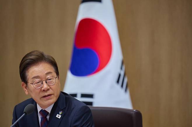 이재명 대통령이 10일 서울 용산구 대통령실 청사에서 열린 국무회의에서 모두발언을 하고 있다. 2025.6.10/대통령실 제공