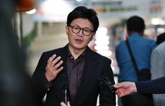 국민의힘 제21대 대선 경선 후보일 당시의 한동훈 전 당대표. 



 [페이스북 한동훈official 페이지 사진 캡처]