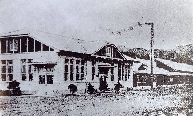 1930년 광주광역시 동구 학동에 일본인들이 세운 가네보 방적공장. 광주시 제공