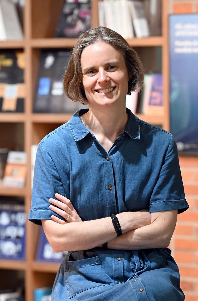 영국 런던에 있는 세계적인 무용 전문 기관  ‘더 플레이스’ 총괄감독 크리스티나 엘리엇이 최근 대학로 예술가의 집에서 국민일보와 인터뷰를 하고 있다. 엘리엇은 한국현대무용협회 주최 국제현대무용제 초청으로 내한했다.   권현구 기자