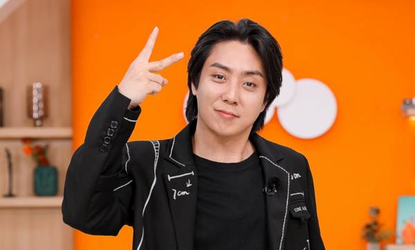 젝스키스 멤버 은지원의 예비신부가 9살 연하 스타일리스트인 것으로 알려졌다. 사진은 은지원이 MBN 예능 프로그램 '돌싱글즈5' 제작발표회에 참석한 모습. /사진=MBN 제공