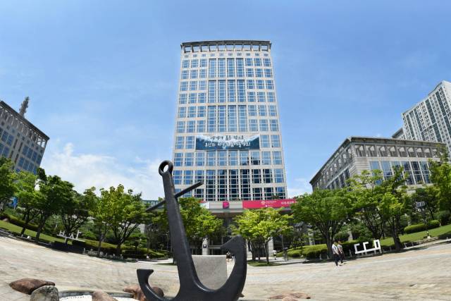 부산광역시청 전경. 사진제공=부산시