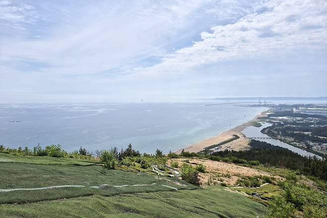 곤륜산 정상에서 보이는 풍경 [촬영 손대성]