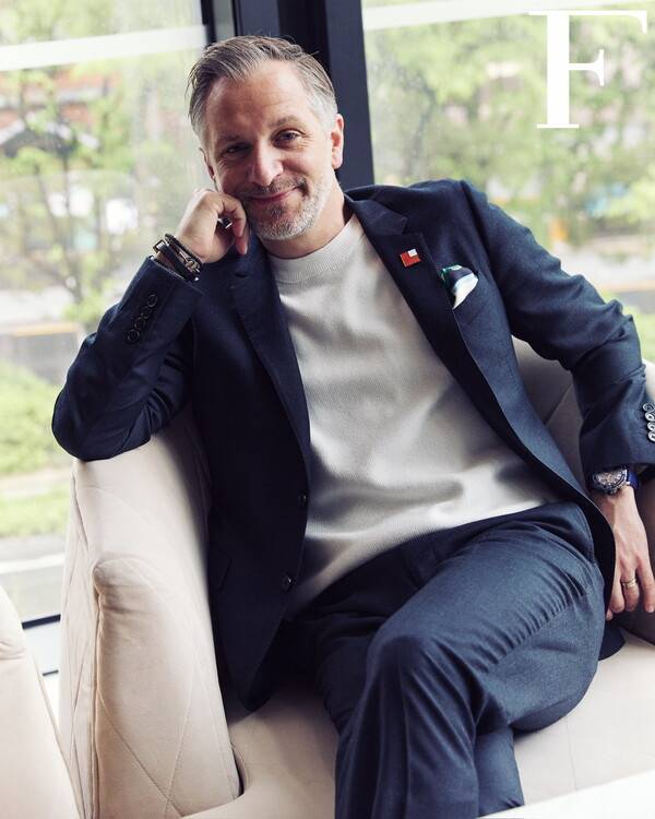 몬드리안 서울 이태원의 총지배인 데미안 마르케니(Damien Marchenay)