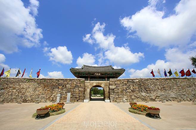 서산해미읍성 전경/사진-서산시