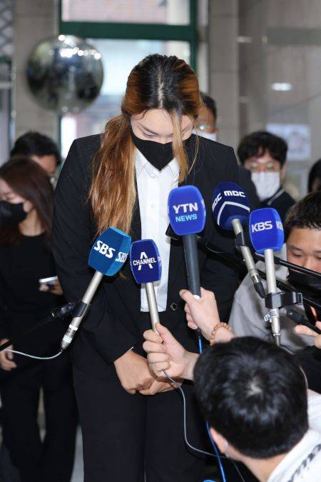 윤이나는 2022년 제36회 한국여자오픈에서 오구 플레이를 하고도 뒤늦게 신고해 출전 정지 징계를 받았다. 연합뉴스