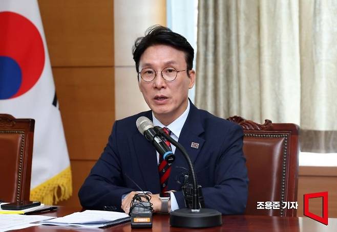 김민석 국무총리 후보자가 13일 서울 종로구 통의동 금융감독연수원에 마련된 청문회 준비단 사무실에서 열린 밥상물가 안정을 위한 경청 간담회에서 발언하고 있다. 2025.6.13 조용준 기자