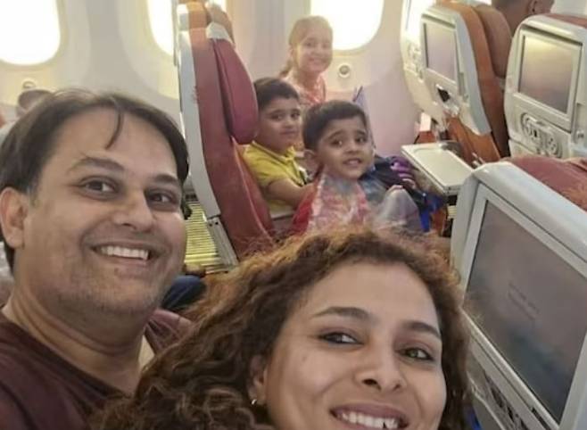 에어인디아 여객기 추락 사고로 숨진 일가족./인디아투데이