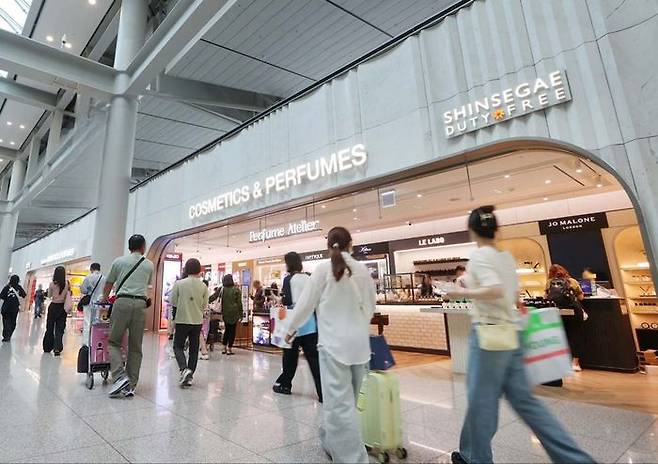 신세계면세점 인천공항점 퍼퓸 아틀리에 전경.ⓒ신세계면세점