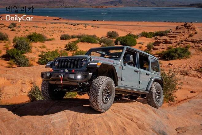지프 랭글러(Jeep Wrangler)
