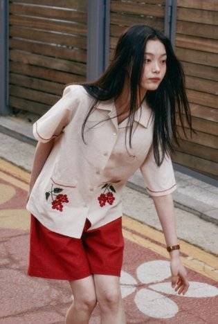 프리터'라즈베리 엠브로이더리 셔츠'