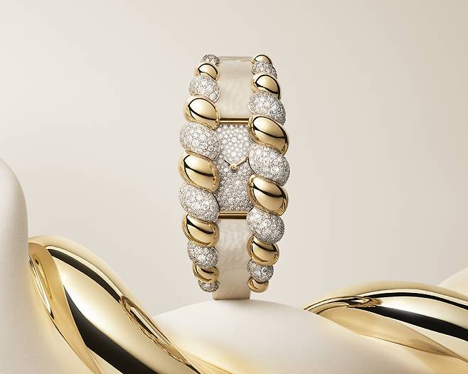 새로운 여성 주얼리 워치 트레사쥬. 사진 까르띠에