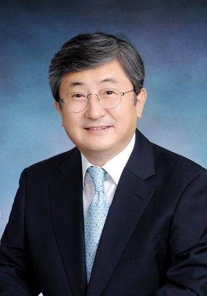 박선종 롤링주빌리 이사장