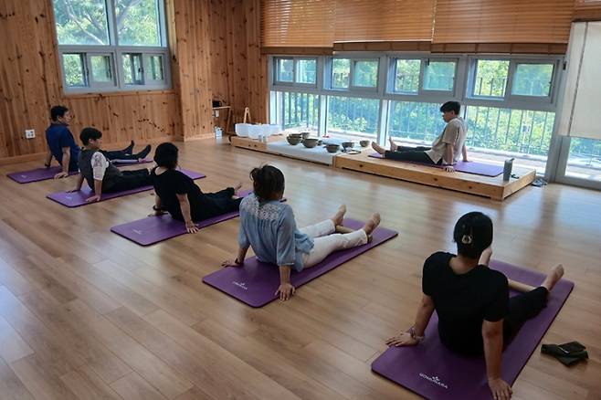 건강생활실천지원금제 연계 소도구 운동 산림치유 프로그램. 한국산림복지진흥원