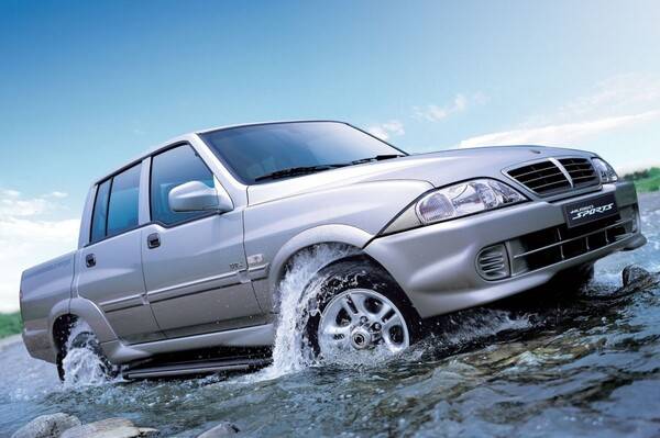 쌍용 무쏘 스포츠 사진 KG 모빌리티