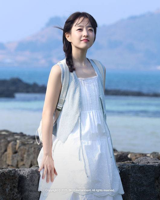 BH엔터테인먼트 제공