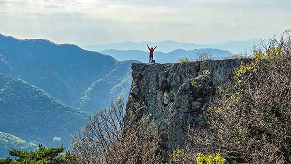오봉산 마당바위.