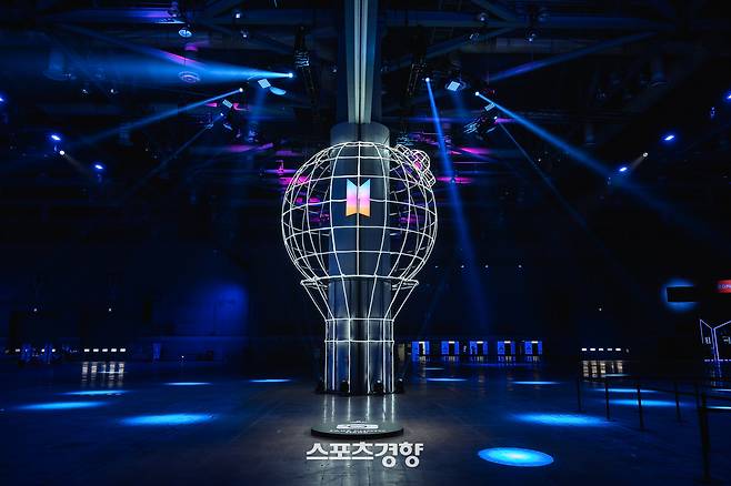 ‘2025 BTS FESTA’ 무대 모습. 하이브 제공