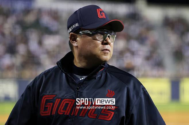 ▲ 타순 구성이 더 어려워져 고민에 빠진 김태형 롯데 감독 ⓒ곽혜미 기자