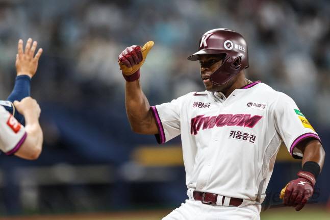 12일 NC전 KBO 데뷔 안타를 날린 스톤 개럿. /사진=키움 히어로즈 제공