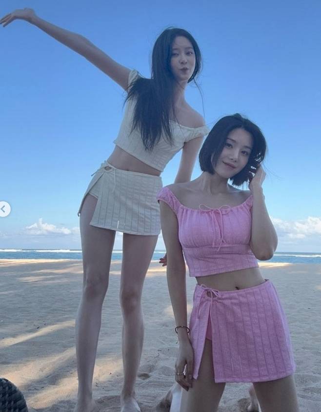 김민주, 권은비. 사진|권은비 인스타그램