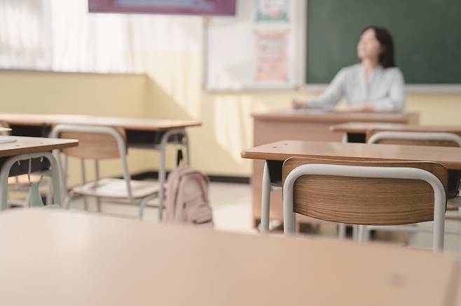 초등 교사들이 교단을 떠나고 있다.[사진｜게티이미지뱅크]